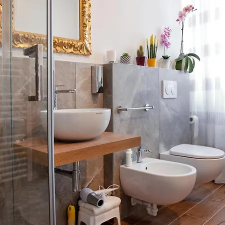 Arena D'intorno Apartment *