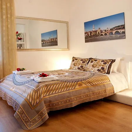 Apartment Arena D'intorno *